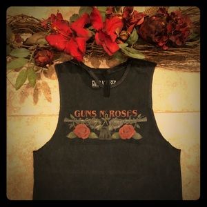 Guns and Roses 🌹🌹.  Band tee 🔥🔥🔥.